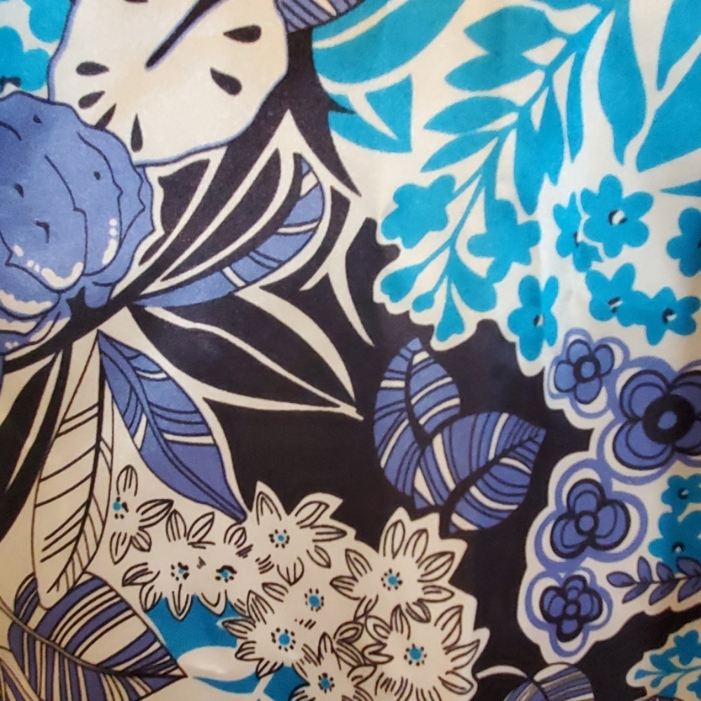 Blue Floral Satin Robe - Picture 3 of 4